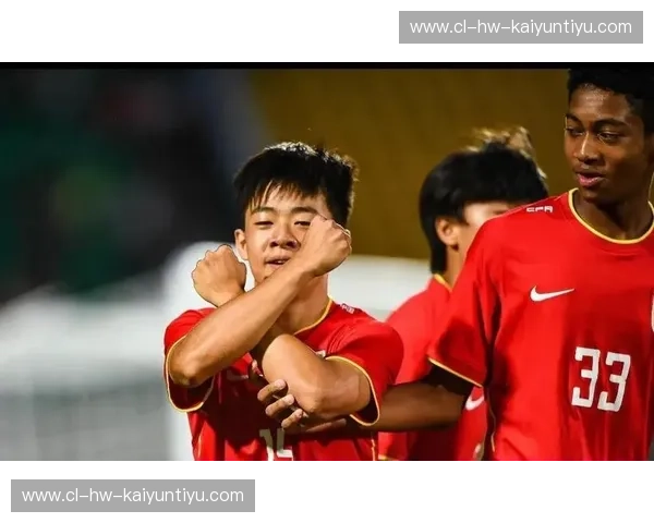 伤病足球：从赛场阴影到重生之路